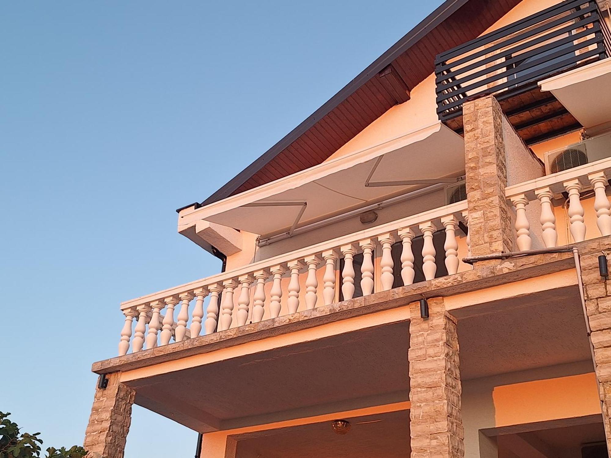 Apartments Cetiri Sestrice Novigrad  Exterior foto